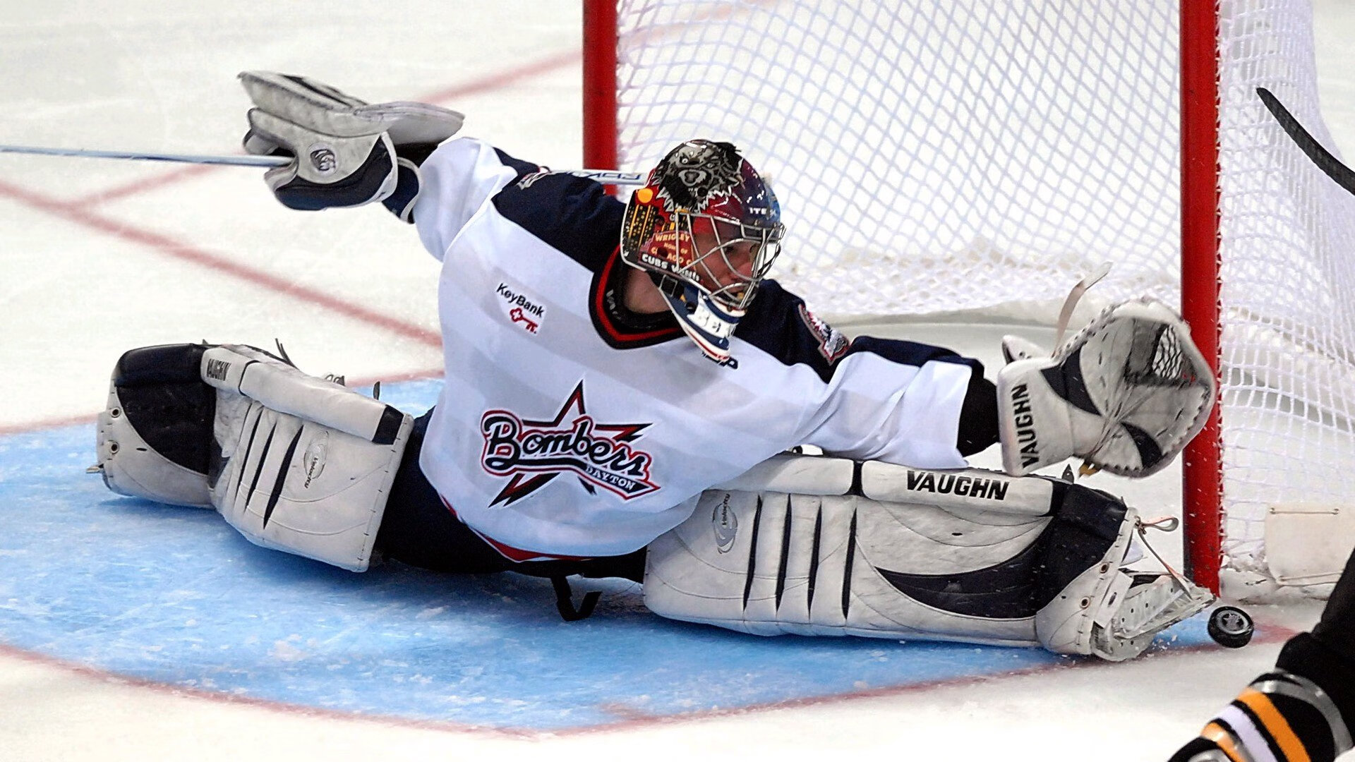 爱游戏体育平台-“美洲狮队奋勇拼搏,征战橄榄球冠军锦标赛”